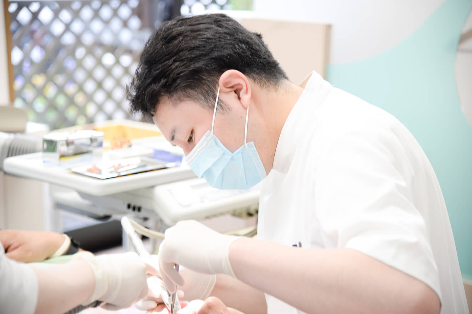 歯科医師が丁寧にカウンセリング歯科技工士と密に連携